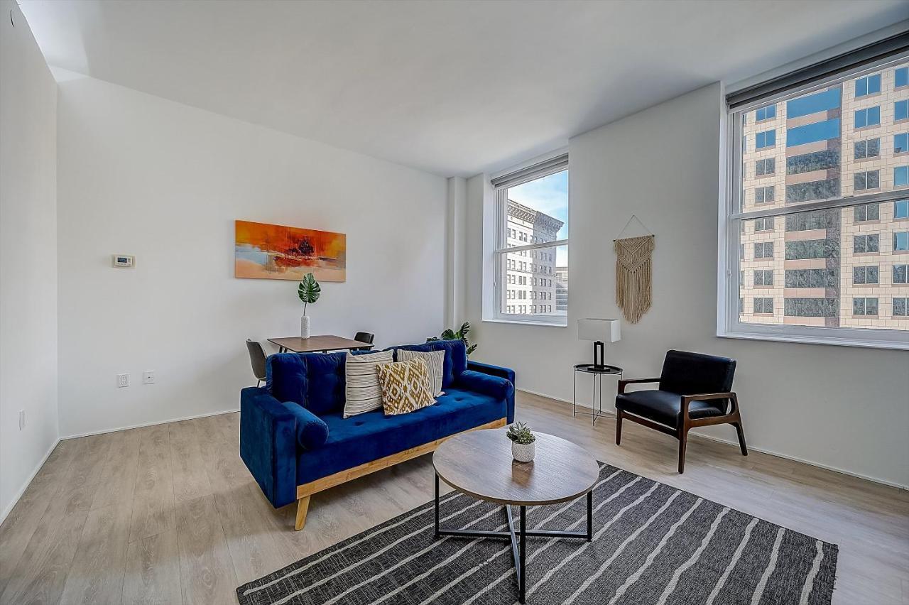 Frontdesk Lofts At 629 Euclid Downtown Cleveland Lejlighed Værelse billede